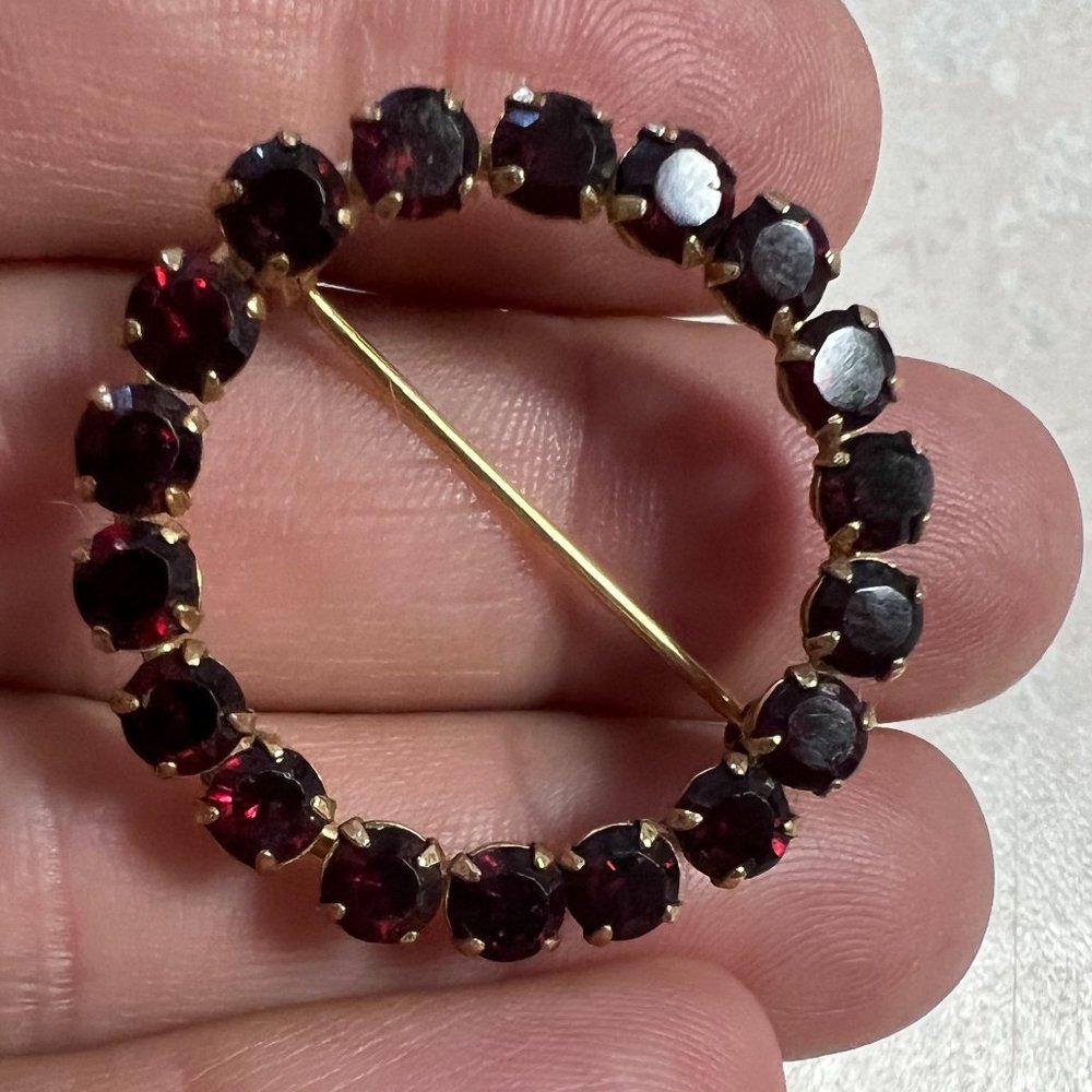 Vintage Winard 12 k gold filled brooch with garnet - Picture 6 of 6